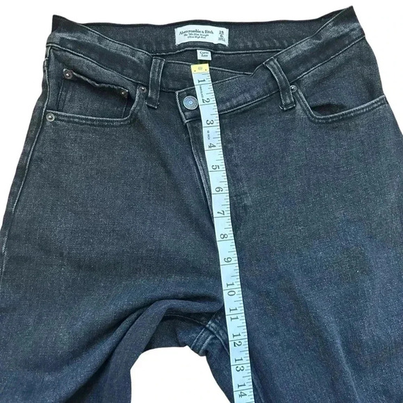 Abercrombie & Fitch Curve Love - Ultra High Rise 90s Straight Jean - Picture 5 of 9